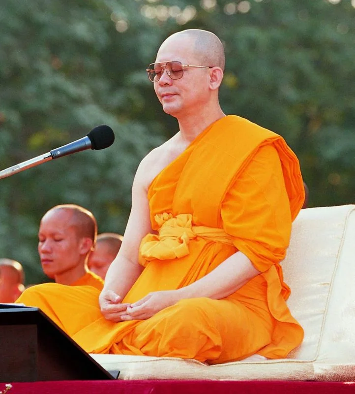 Luang Por Dhammajayo in Meditation